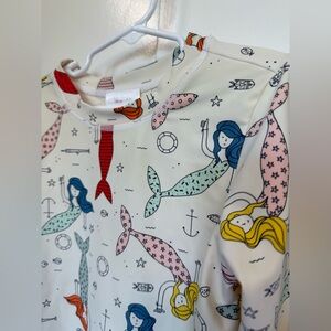 New Hanna Andersson rash guard with cute mermaid pattern.
